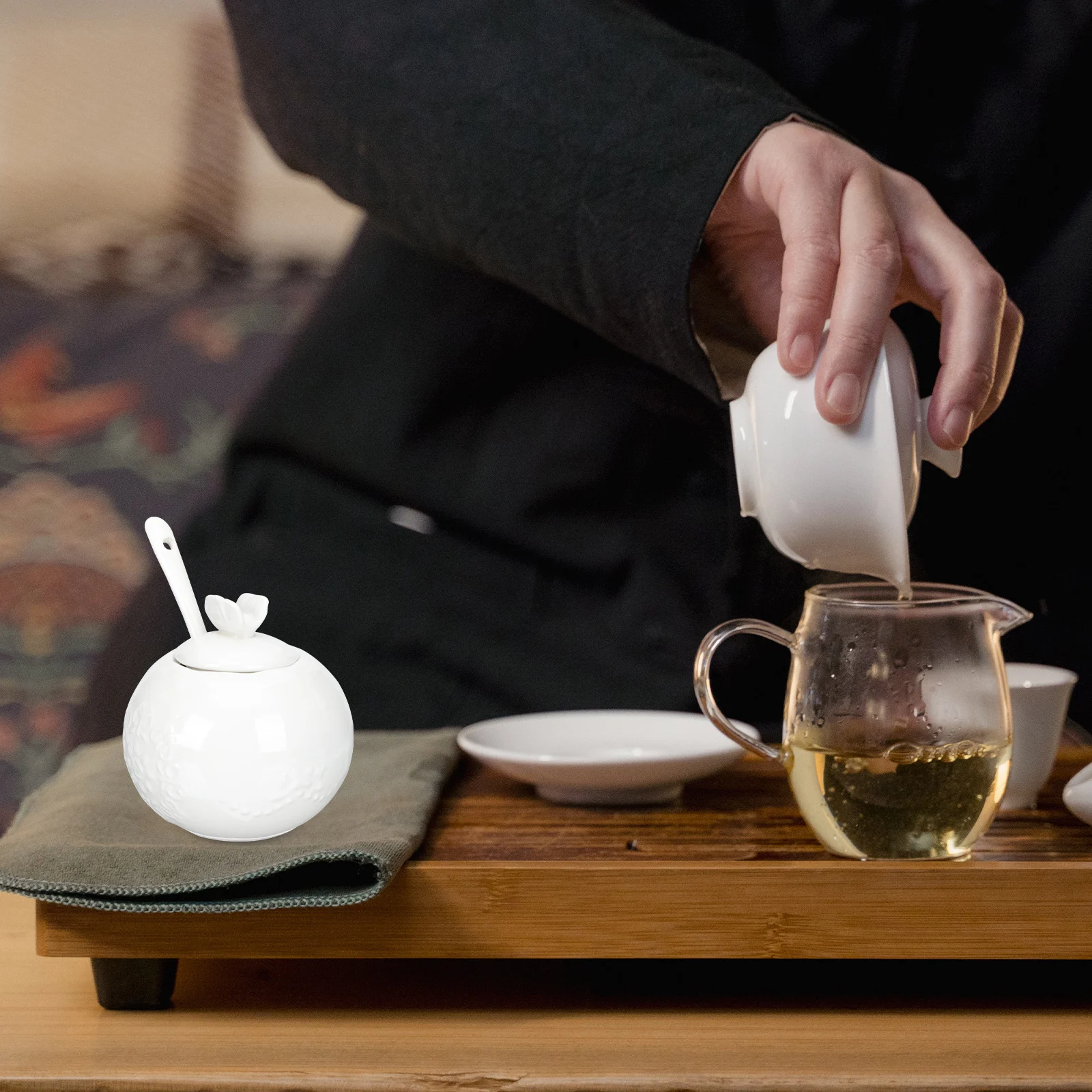 

1Set Exquisite Ceramic Container Fashionable Design Multi-Use Coffee Candy Holder Lightweight Practical Gift Idea