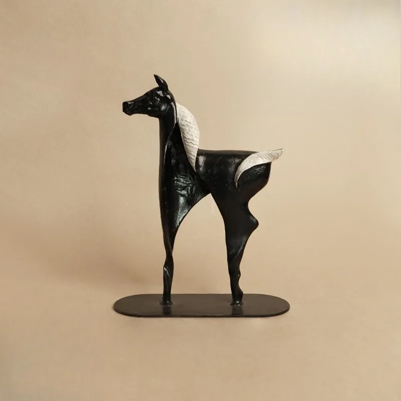 Light luxury medieval alloy art abstract horse sculpture ornament, model room study bookcase decorative handicrafts