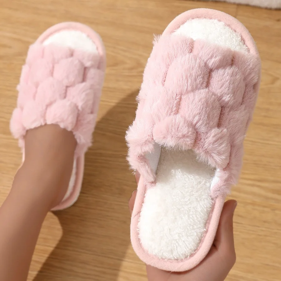 New Winter House Warm Plush Slippers for Women Indoor Flat Non Slip Floor Shoes Woman Comfort Soft Sole Cotton Slippers Couple