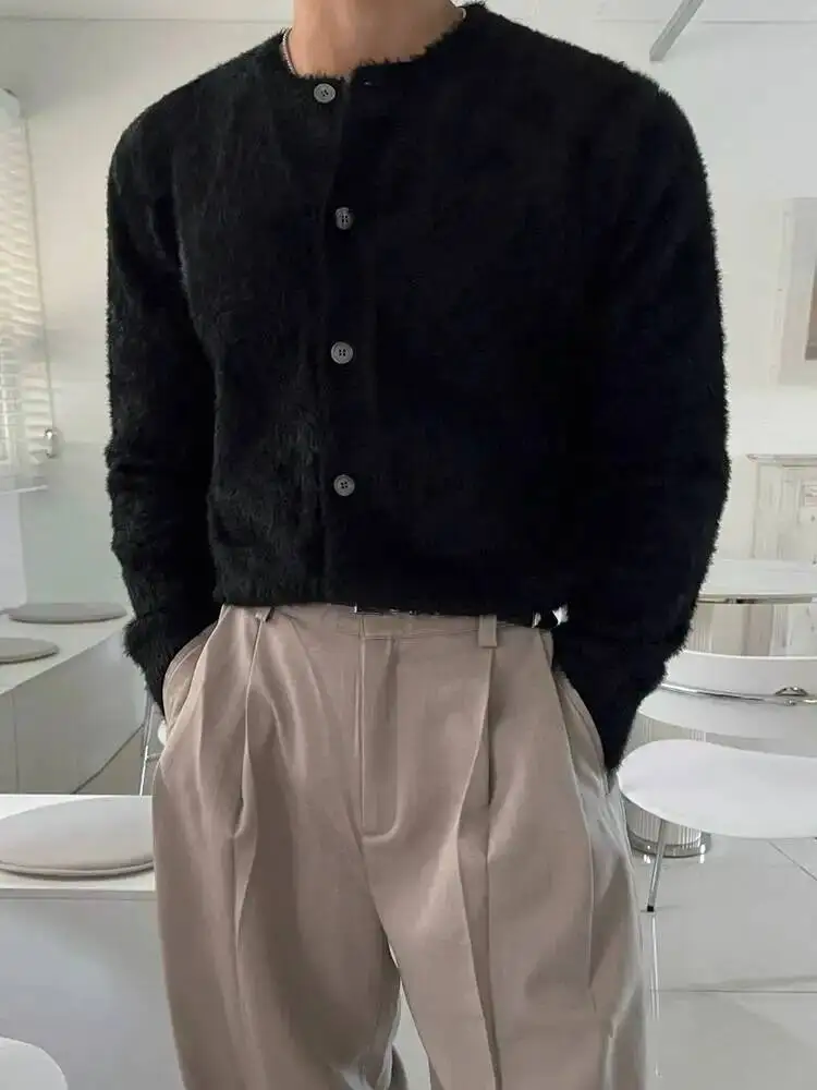 

Korean Style Men's Knitting Tops Round Collar Solid Color Single Breasted Cardigan Sweater 2025 Winter Male Fashion