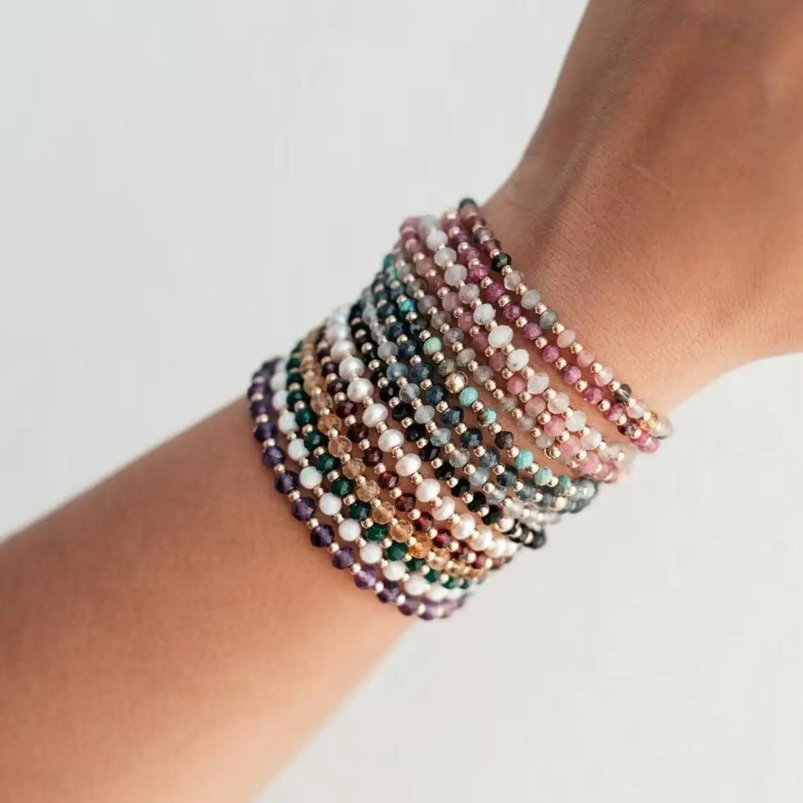 Vlen Boho-Perlenarmband für Damen, bunte Stretch-Armbänder aus Naturstein, trendige Mode, zierlicher Schmuck, Sommer, Strandurlaub – Detail 1