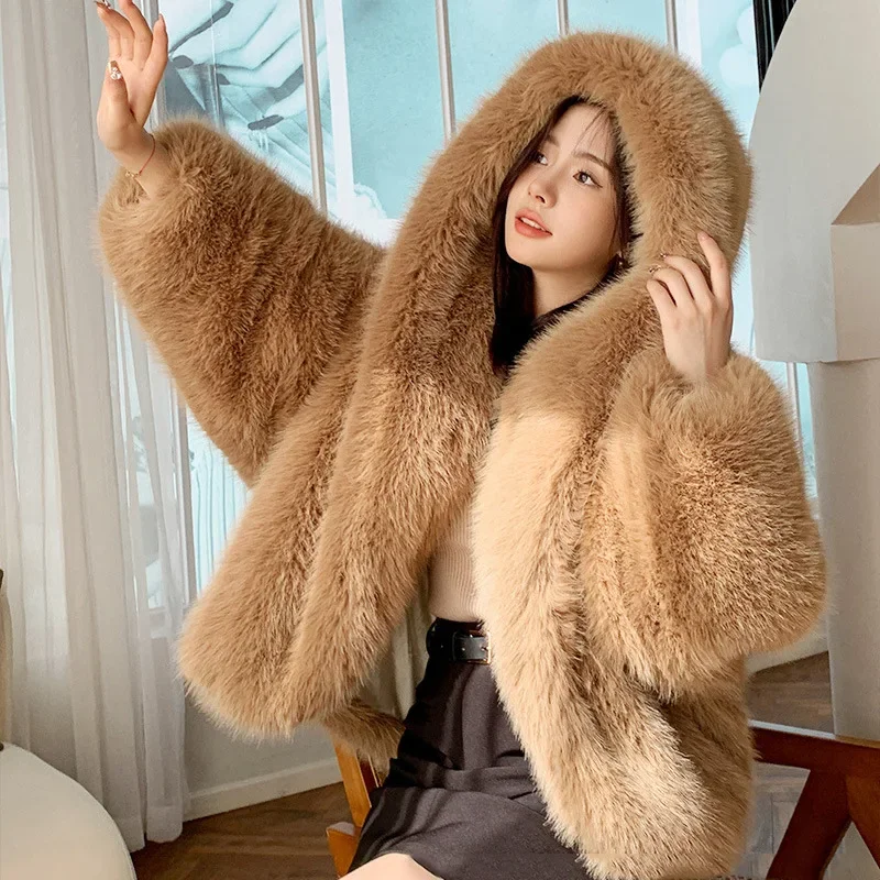 Nueva chaqueta con capucha de pelo de zorro de imitación de piel respetuosa con el medio ambiente, chaqueta cálida peluda de primera calidad coreana