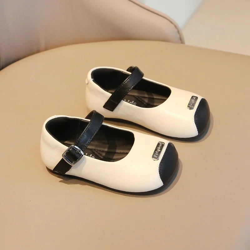 Baby Mary Jane Schuhe aus Leder, atmungsaktive Kleinkind-Freizeitschuhe, weiche Sohle, rutschfest, 2026 Neu, Mädchen-Laufschuhe, bequem – Detail 4