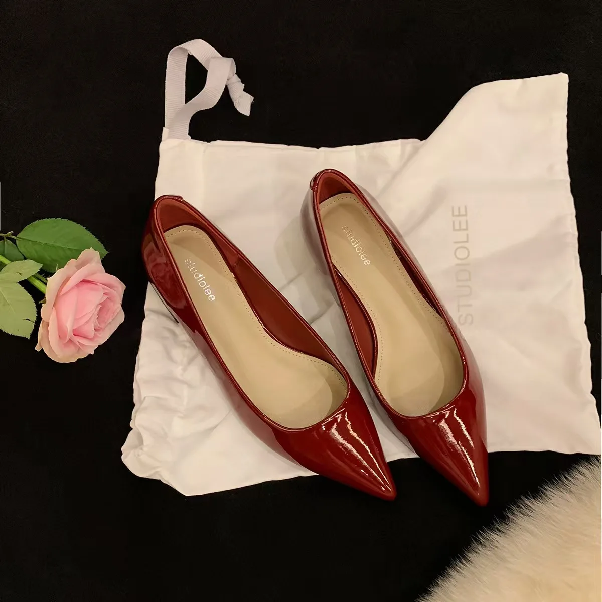

Luxury Temperament Women Shoe autumn New French Pointed Leather Shoe Simple Comfortable Single Shoe Sheepskin Elegant Low Heels