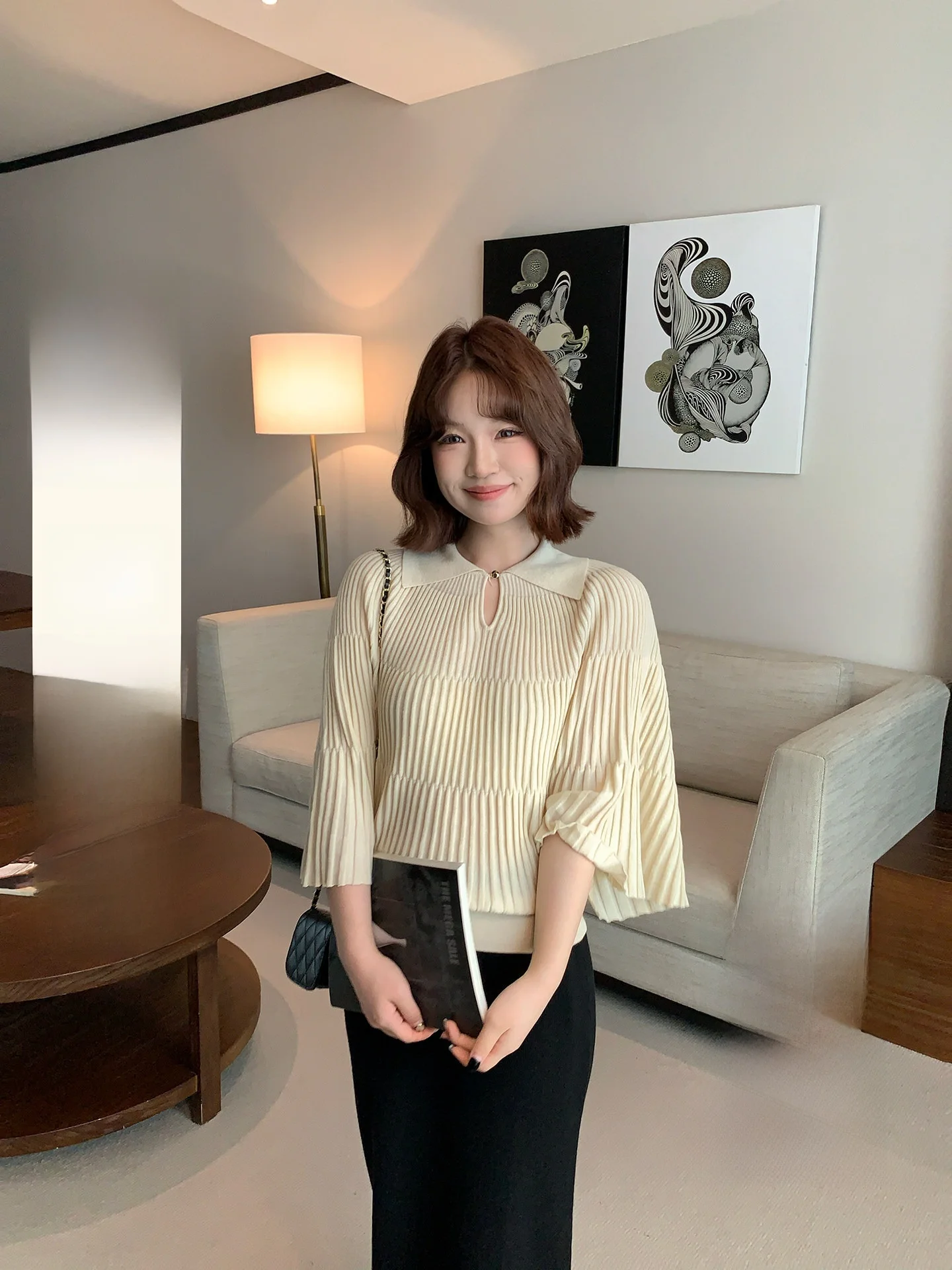 

Комплект Ele Bla Stripe: рубашка и юбка с открытыми плечами и воротником для модного женского образа ранней осенью