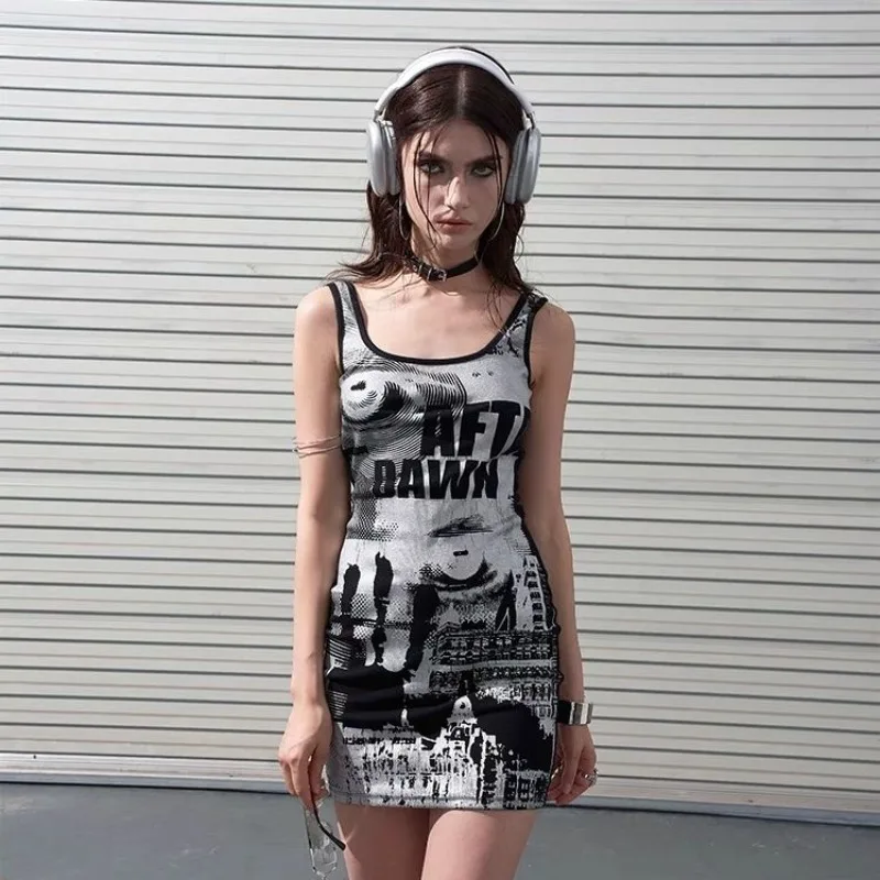 

Women's Summer Dress Spaghetti-strap Tank Top Contrast Colouring Printed Retro Fitted New Casual Niche Versatile Fashionable