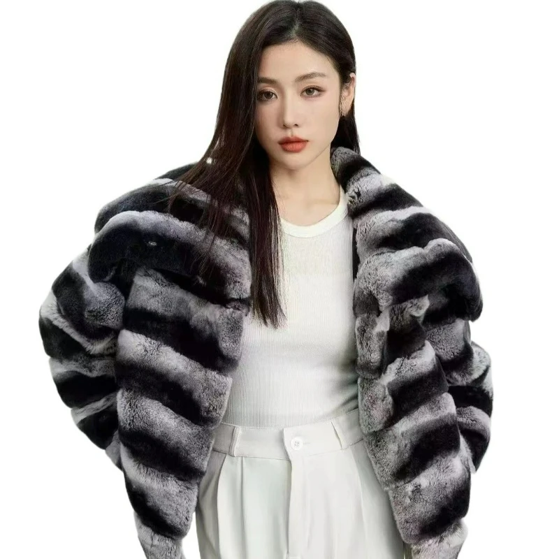 

Новый стиль 2026, шуба из искусственного меха золотого норкового флиса с узором Тоторо для женщин, зимняя короткая теплая модная верхняя одежда