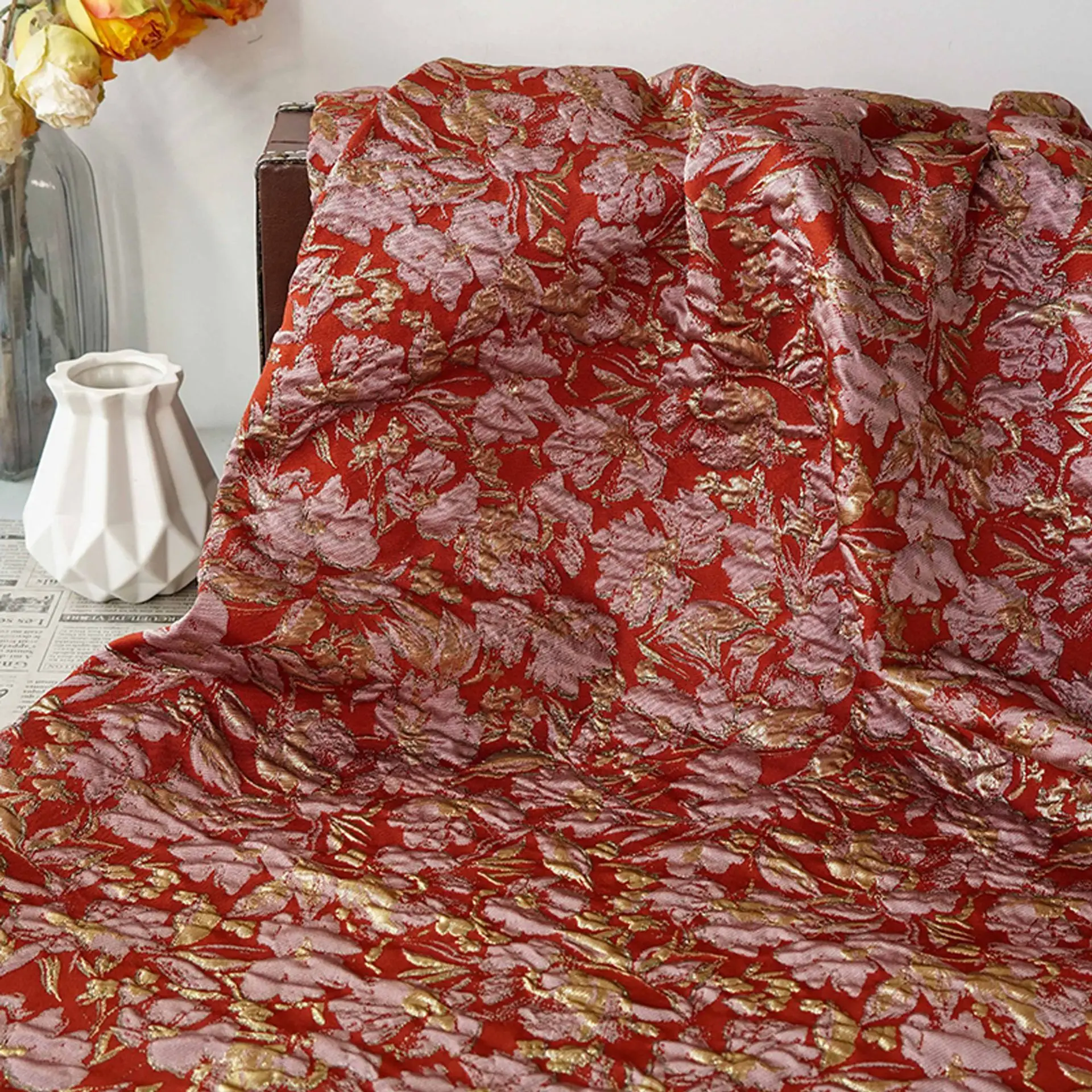 

Embossed Abstract Floral Jacquard Yarn Dyed Fabric Women's Evening Gowns Dress Coat Bag Decorative Sewing Fabric