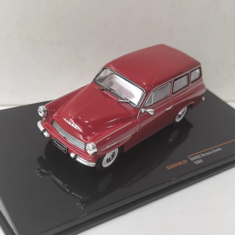 IXO 1/43 Scale Octavia combi 1969 Alloy Simulation Car Model Static Collection Decorated Holiday Gifts Toys Souvenir Gift