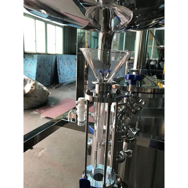 Attrezzatura per l'estrazione dell'olio essenziale vegetale Serbatoio per l'estrazione delle erbe Serbatoio per l'estrazione e la concentrazione della fermentazione