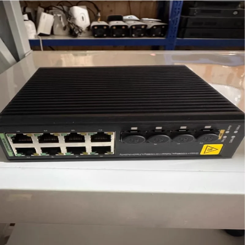 

New Original Switch IE4320-28P [24-Port Gigabit Electrical + 4-Port Gigabit Optical Rack Mount]