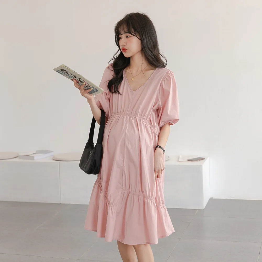 Vestido de maternidad reductor de edad elegante, novedad de verano 2023, estilo con cuello en V, versión coreana, vestido suelto para mujeres embarazadas