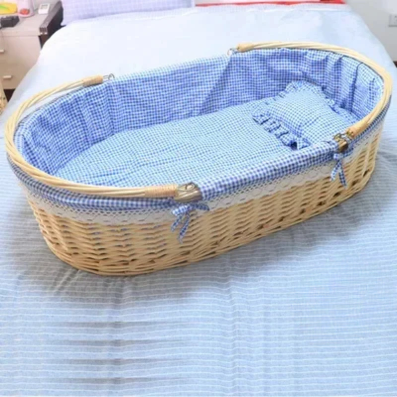 Wicker Baby CradlePortable Handwoven Newborn Bassinet,Car Seat Compatible,Travel Baby Bed with Mosquito Net,Handmade Baby Cradle