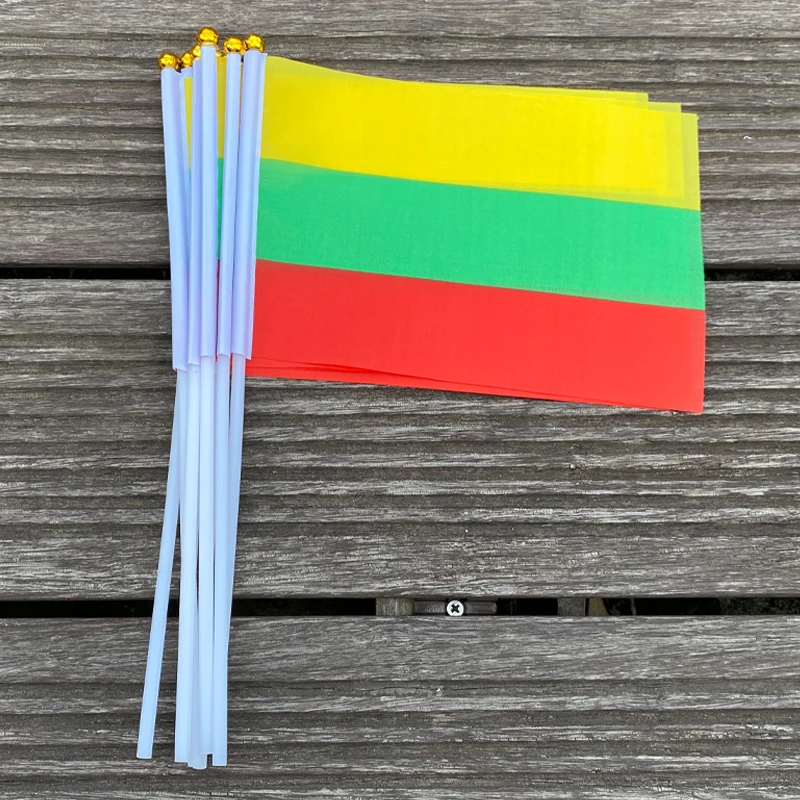 xvggdg  100pcs  14 * 21cm   Lithuania   hand  flag    Lithuania  Hand Waving National Flag