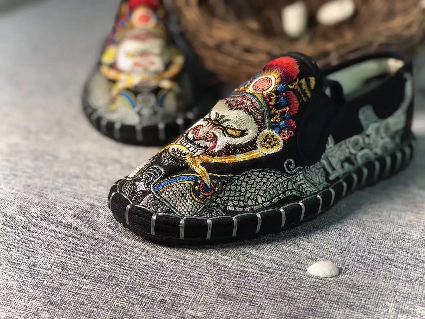 Yokosuka Style Cloth Shoes Style Embroidery Pure Handmade Men and Women Summer Embroidery New