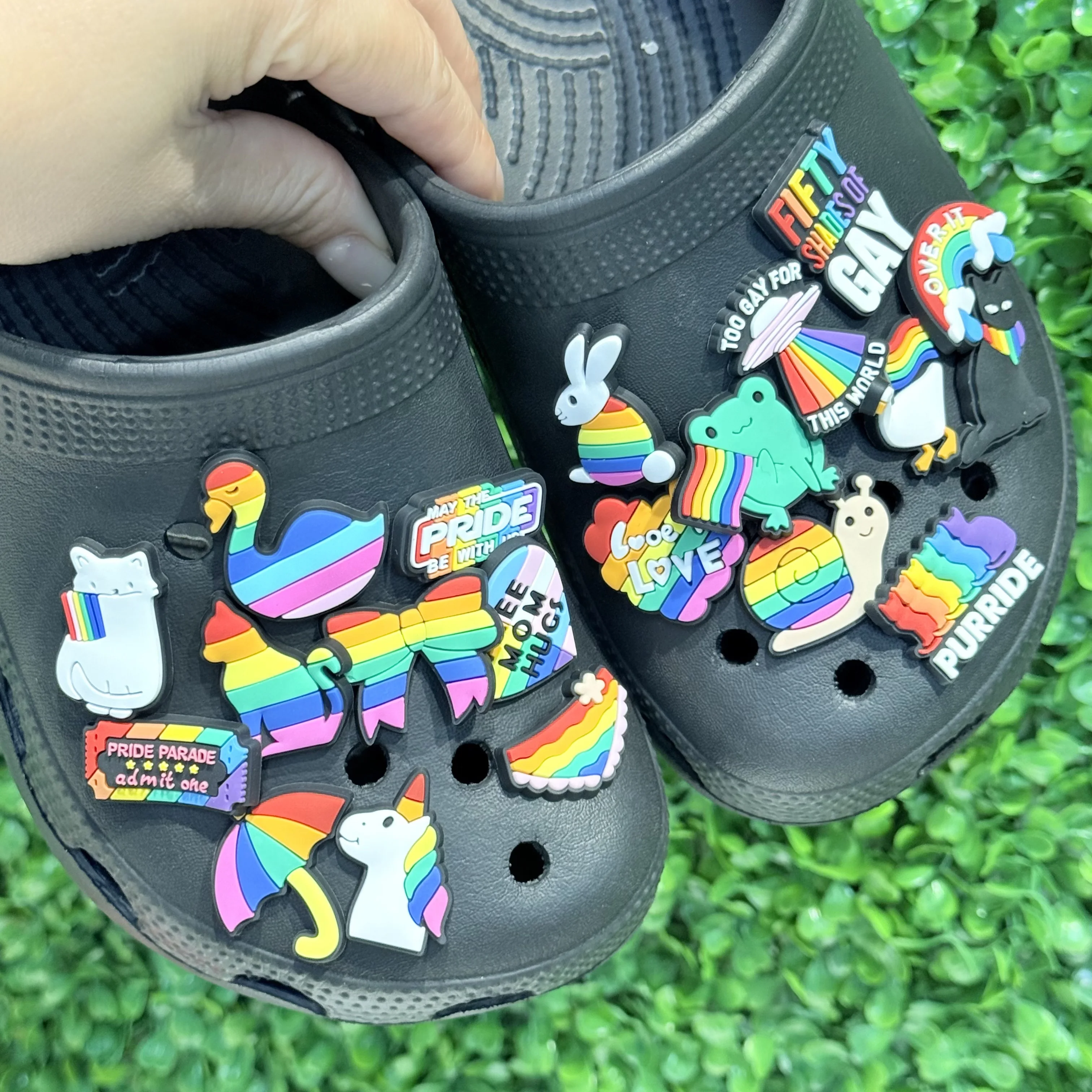 1-20PCS Love Pride Gay Rainbow Bow Cat Goose Umbrella PVC Shoe Charms Accessories Sandal Buckle Ornament DIY Wristbands Kid Gift