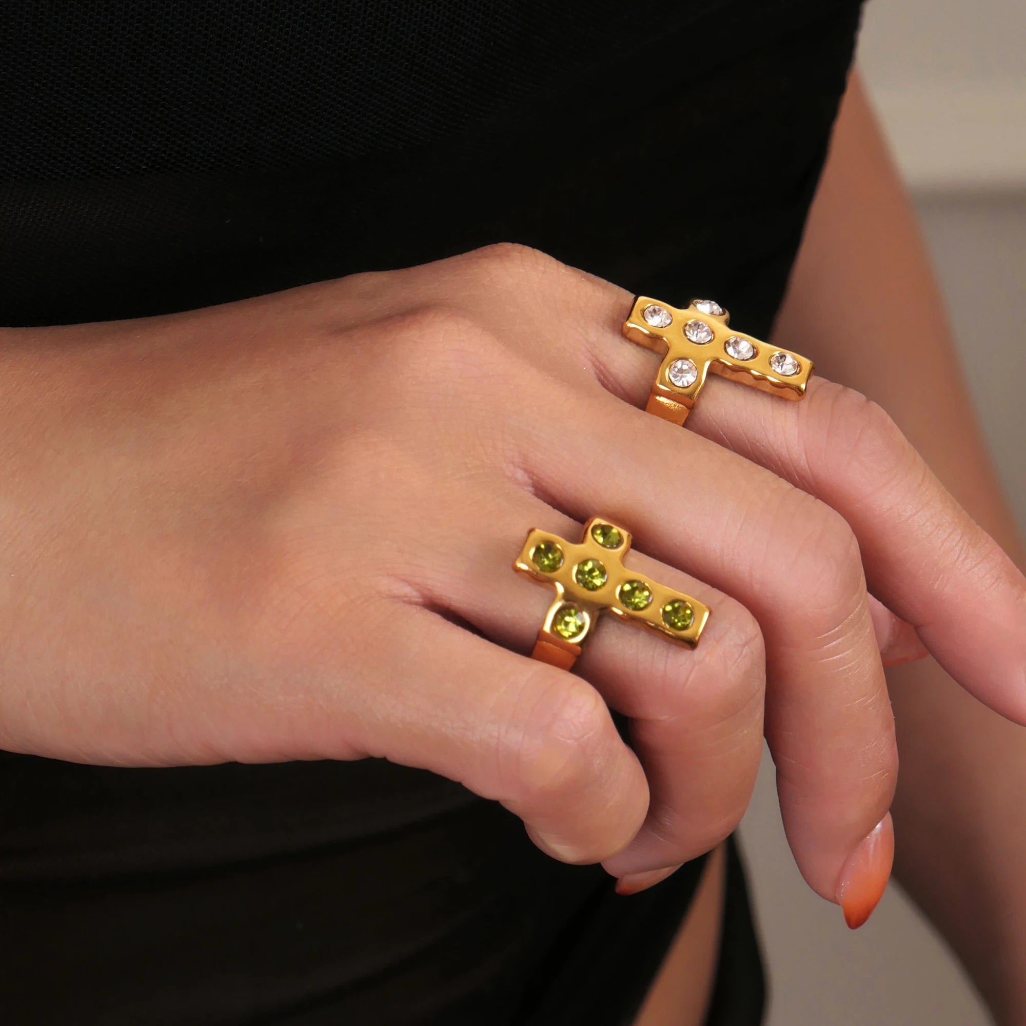 

DASEIN New Vintage Cross Lucky Symbol Green Zircon Ring 18k PVD Gold Plated Stainless Steel Vacation High Quality Couple Jewelry