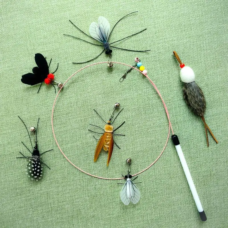 Simulierte Insekten Katzenspielzeug Ersatzkopf Mücken-, Motten-, Blumen- und Kuhform Haustierspielzeug