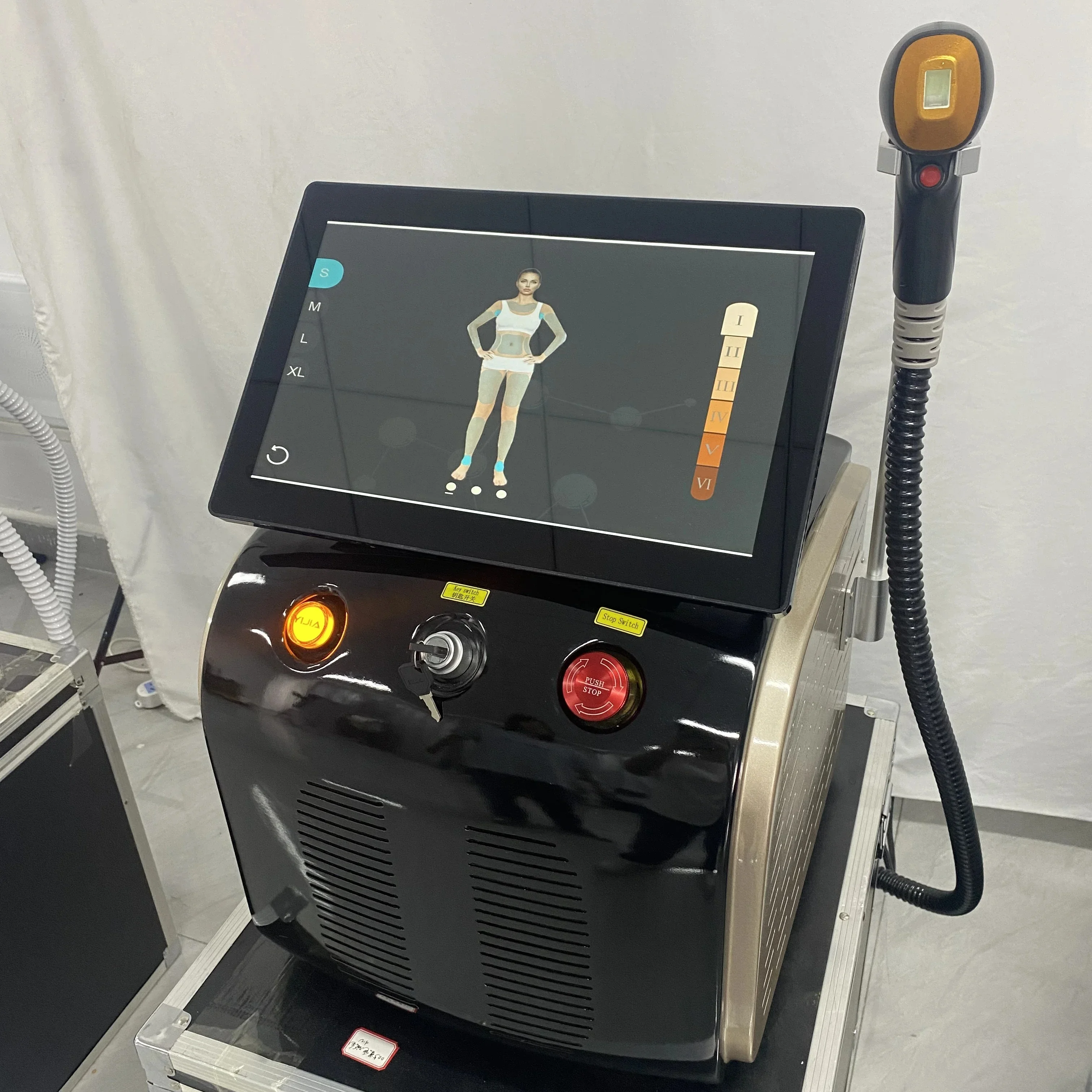 System Laserowy Ice Platinum 4000W Trzy Długości Fal 755 808 1064NM Laser Diodowy do Depilacji Bez Bólu