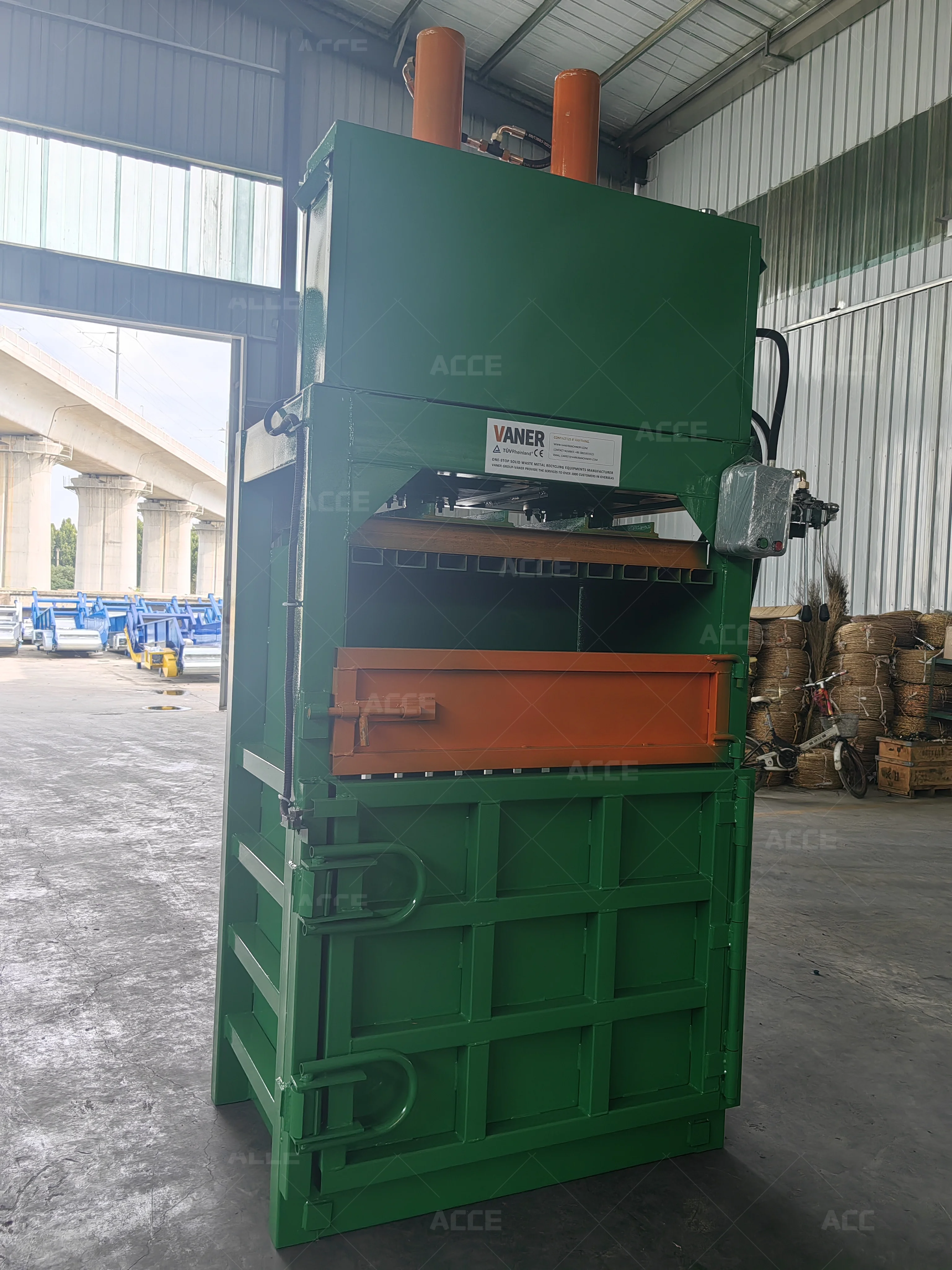 Presse vertical do triturador do metal da sucata de ACCE VANER para o ferro do pneu do carro da lata de alumínio do cartão