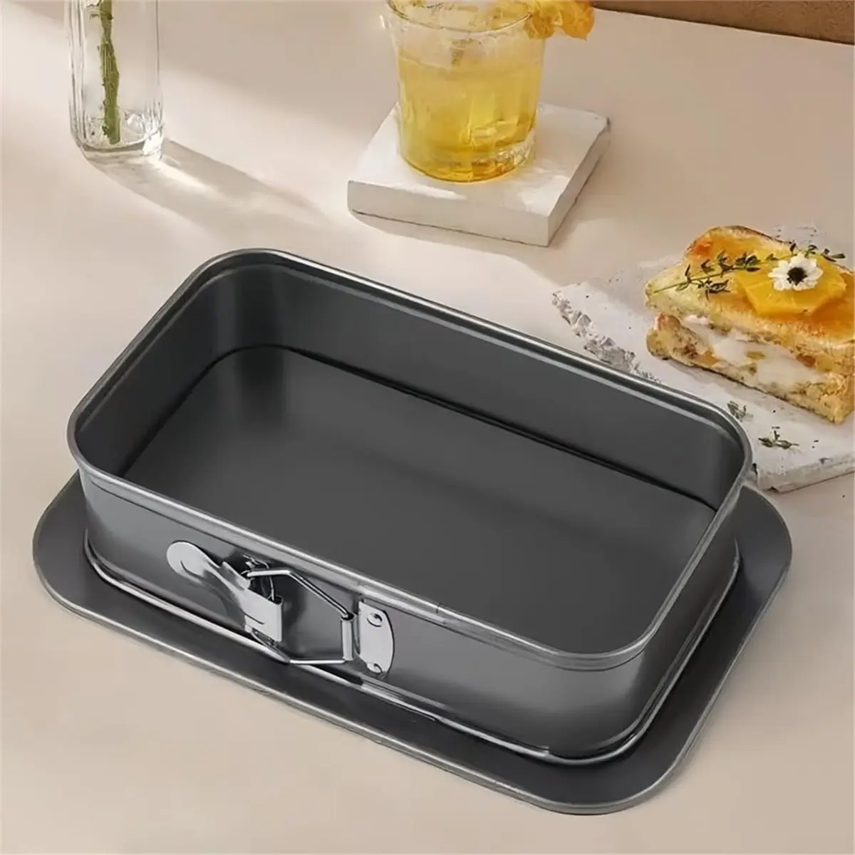 Rectangular Cake Pan with Removable Bottom, Carbon Steel Baking Tin for Cheesecake, Tiramisu, Mousse, Dishwasher Safe