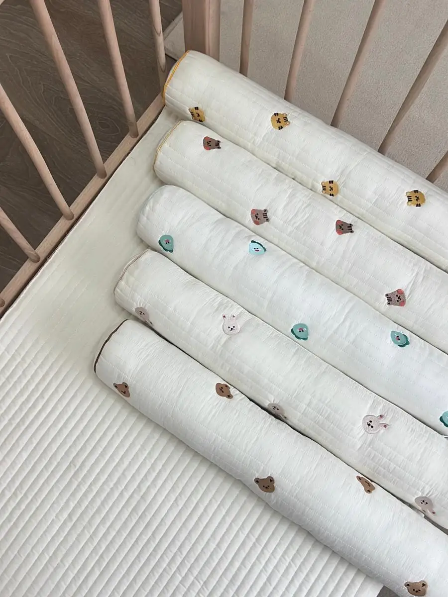 

Цельная белая подушка для кроватки, белая цилиндрическая детская подушка на все сезоны