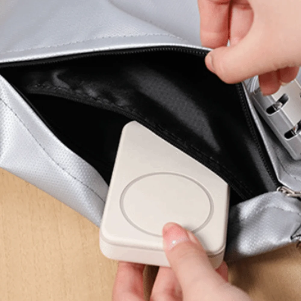 

Fireproof Code Lock Fireproof Document Bag Heat-resistant with Lock Safety File Folder Waterproof Portable Zipper Document Pouch