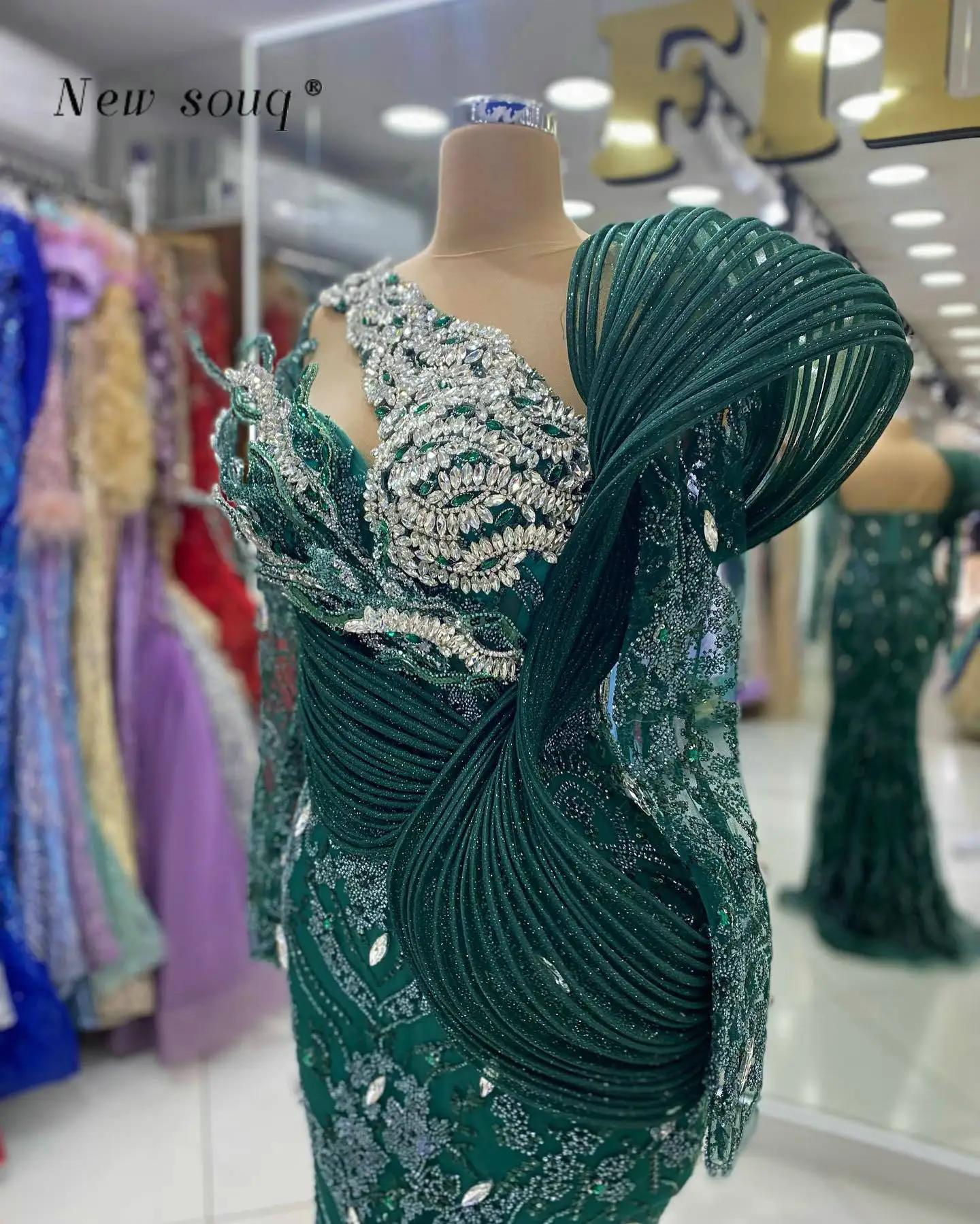 Customized Dark Green Long Sleeves Mermaid Evening Dresses Aso Ebi Crystals Beaded Celebrity Party Gowns Formal Prom Vestidos