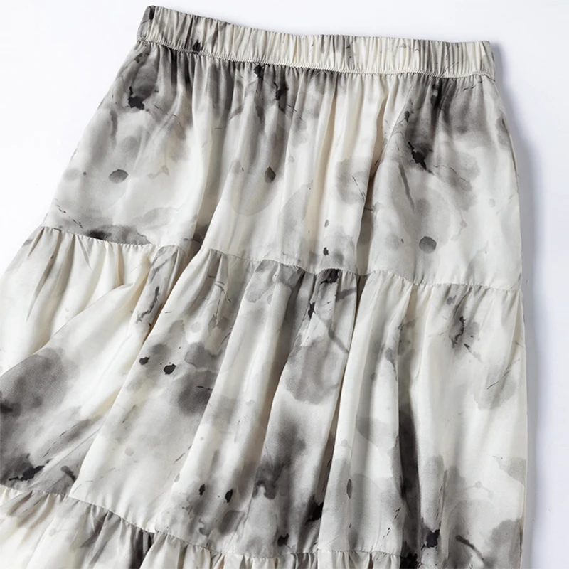 Rok Wanita Model A-Line dengan Potongan Lebar, Bahan 70% Sutra Mulberry dan 30% Katun, Cetak Tinta Putih Hitam, M1492