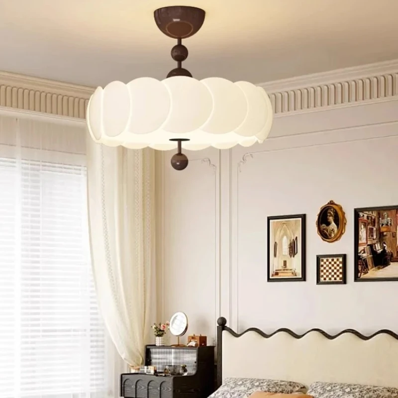 Nordic Minimalism Pendant Lights Vintage Atmoshere Hanging Lamps Living Room Bedroom Restaurant Entrance LED Ceiling Chandelier