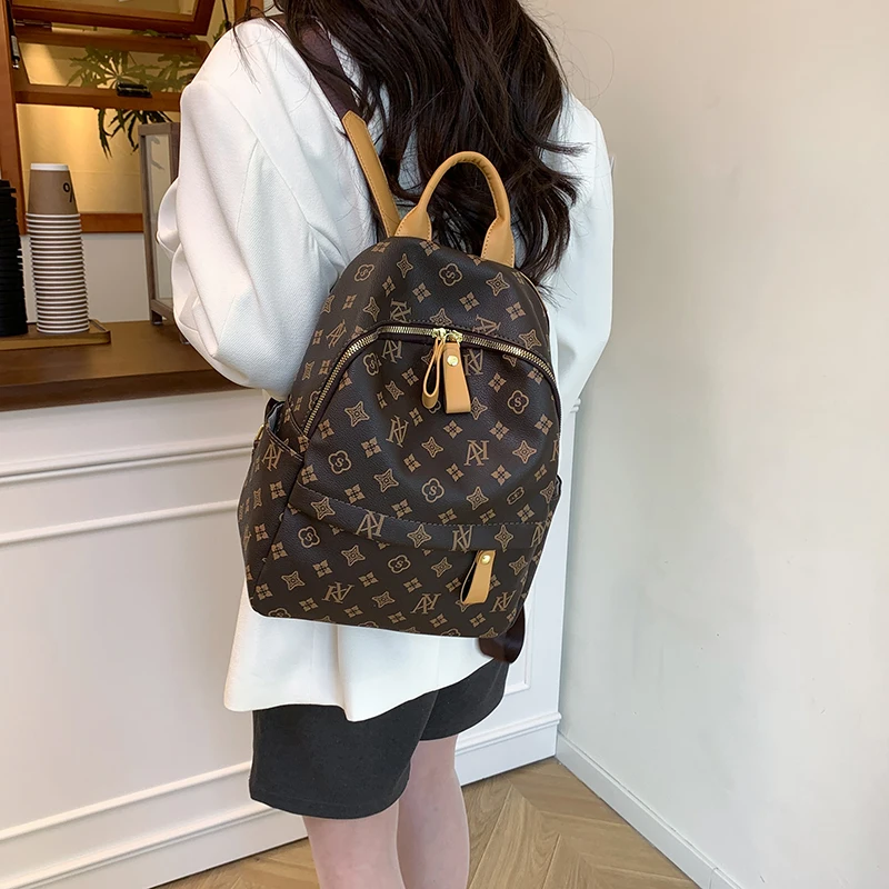 

​2025 New Women's Luxury Leather Crossbody Bag, Designer Inspired Shoulder Purse, Vintage Classic Tote Handbag, Chic Spacious​