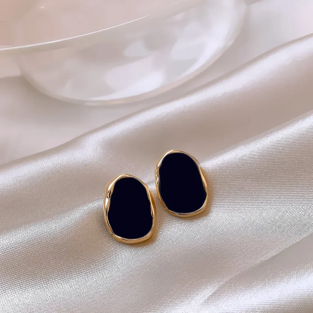 Black Color Bean Irregular Geometry Stud Earring for Women Korean Style Jewelry Brincos Wedding Girl Gift