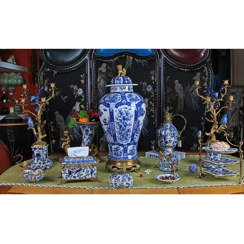 Home Decor Luxury Parrot Candlestick Porcelain Bird Brass Candlestick Long Ceramic Candlestick