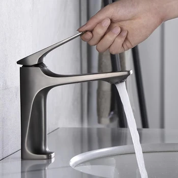 Grifos de cocina con núcleo de latón, grifo de fregadero de baño moderno, monomando, montado en cubierta, mezclador de agua cali