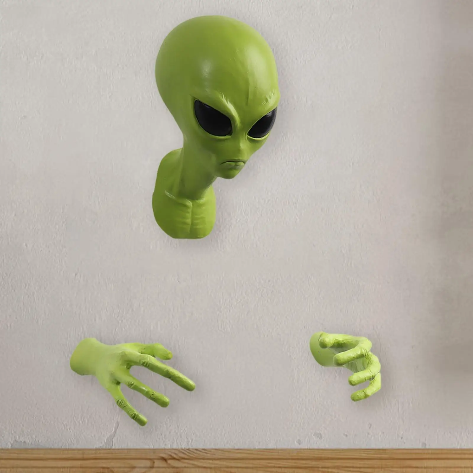 Extraterrestrial Wall Art Sculpture Home Decor Alien Figurine Halloween Accent