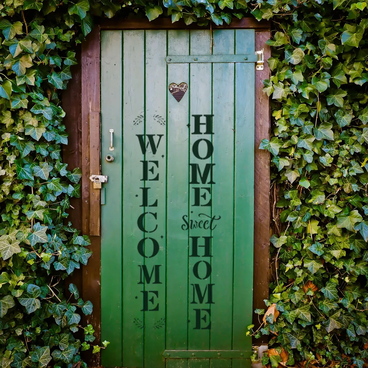 6Pcs Hollowed Welcome Sign Stencils Plastic Reusable Painting Drawing Templates for Wood Doors Porch Home Decoration DIY Art