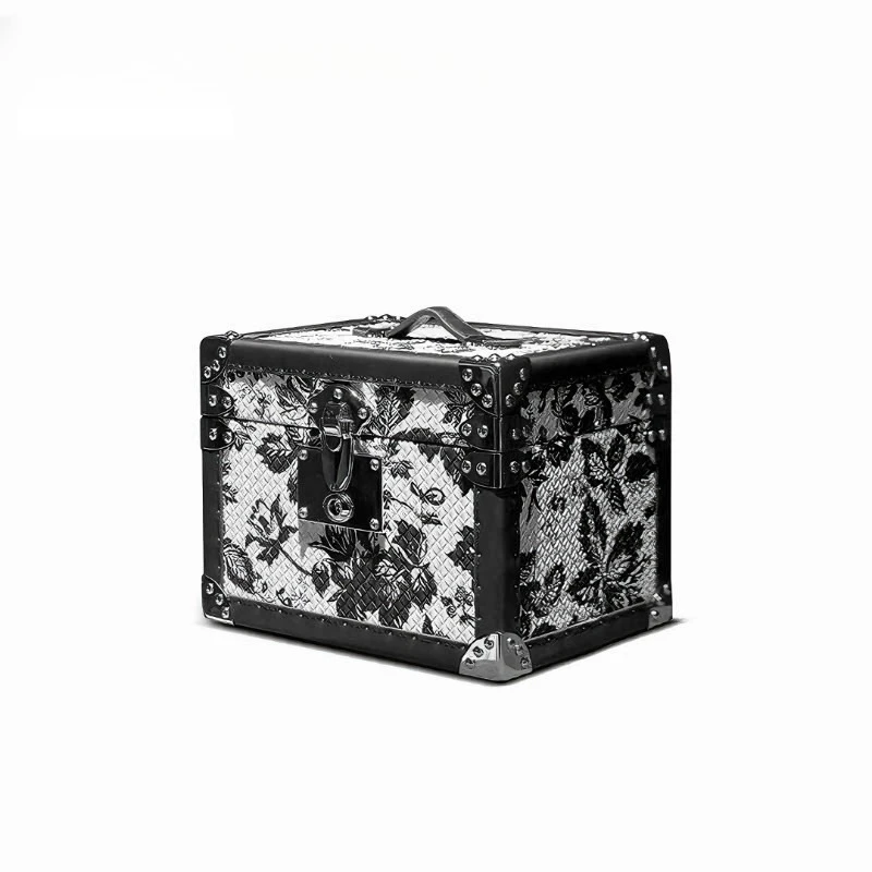 

Vintage presbyopia leather suitcase with lock hard case American jewelry jewelry storage case
