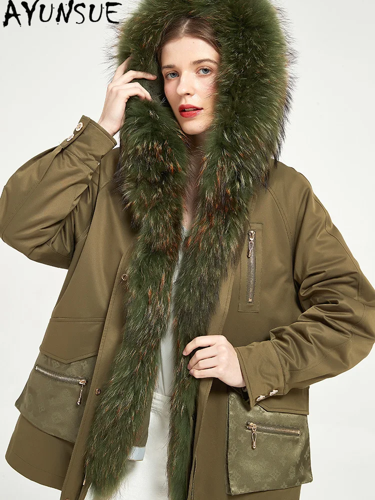 معطف فرو أرنب ريكس من AYUNSUE 2025 سترة من الفرو الحقيقي ملابس شتوية للنساء معاطف نسائية بياقة من فرو الراكون الدافئ معاطف نسائية