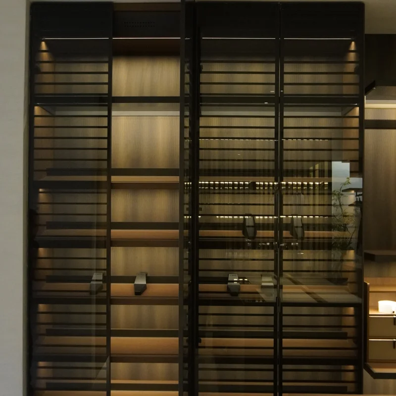 Custom Wardrobe Shoe Rack LED Glass Doors Grille One Stop Space Saving Heavy Duty Moisture Proof OEM For Hotel Apartment Villa