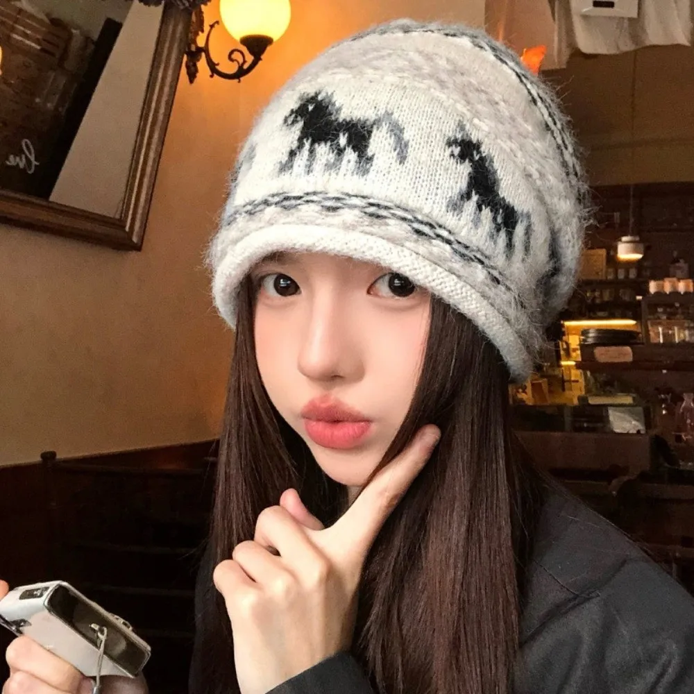 Polyester Horse Pattern Knitted Beanie Hat Soft Texture Thick Fabric Winter Warm Beanie Hat 56cm To 58cm Stretchy