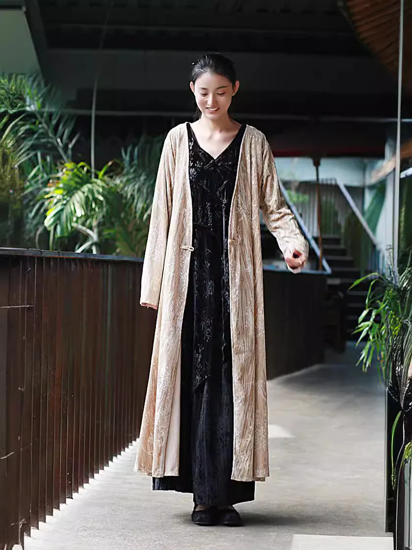 TIYIHAILEY Women's Long Sleeve National Long Mid-calf Thick Outerwear V-Neck Single Button Jacket Velvet Black Warm Coats
