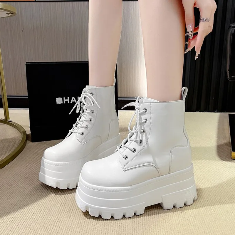 2025 Brand Front Lace Military Boots Platform Thick Bottom Calf Ankle Boots Autumn and Winter New Shoes for Woman Botas Mujer view 3