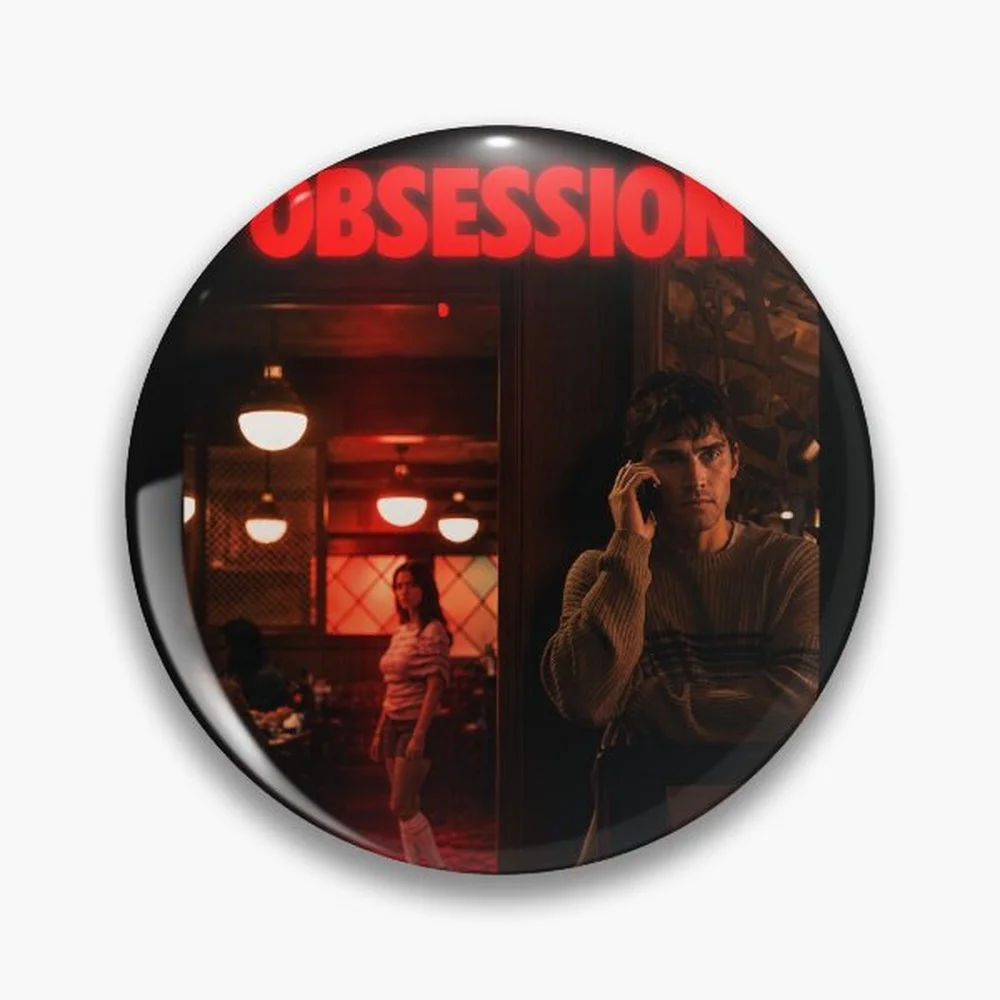 Obsession Movie Pin Holographic Star Heart Pin Brooches Laminated Button Fashion Accessory