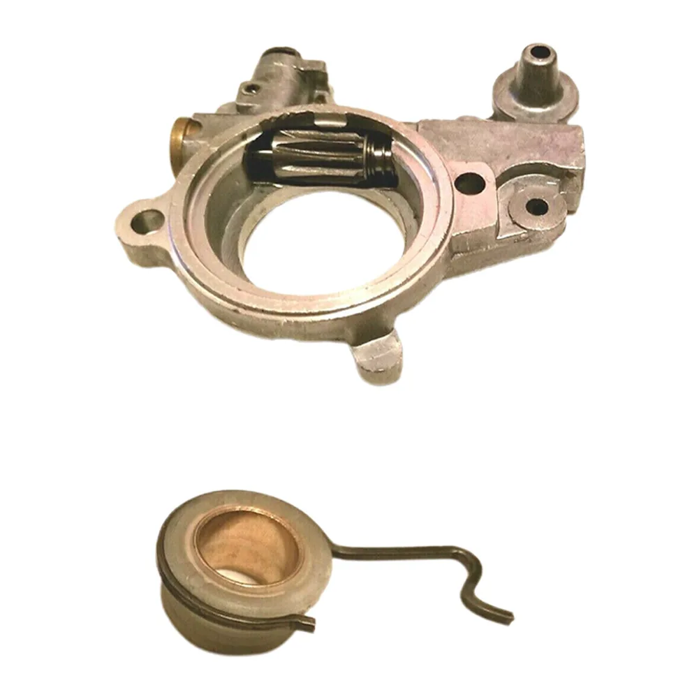 MS341 MS361 and MS362 Compatible Oil Pump with Worm & Spring Components OEM Replacement Part Number 1135 640 3200