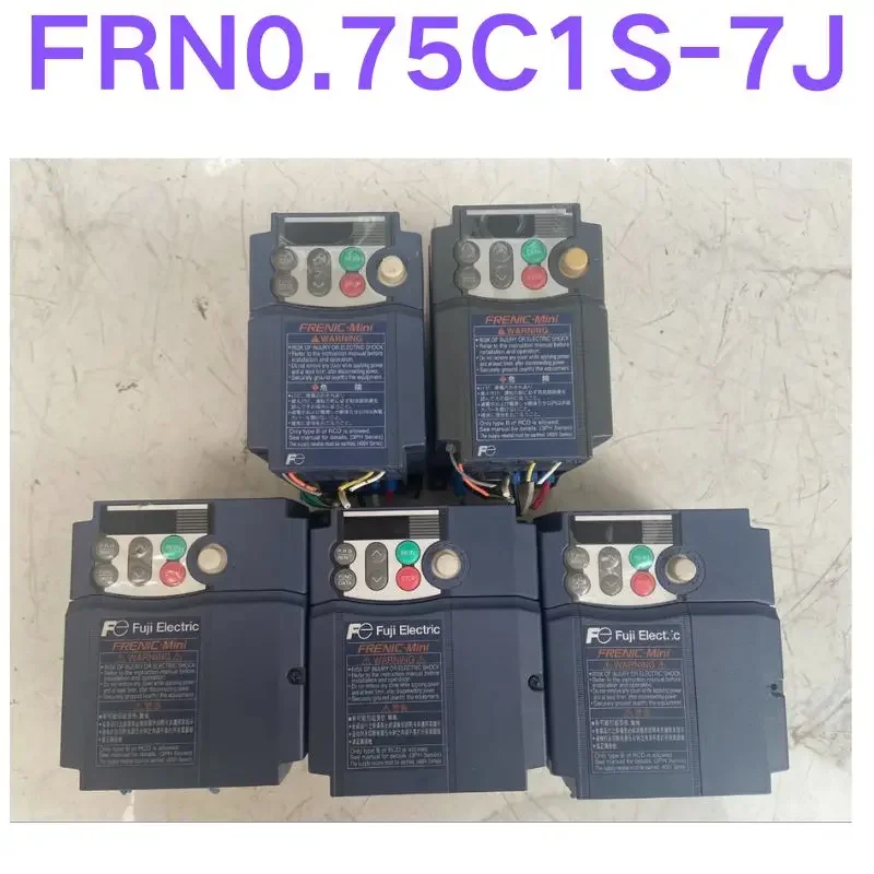 

Second-hand test OK FRN0.75C1S-7J Fuji frequency converter 0.75KW 220V