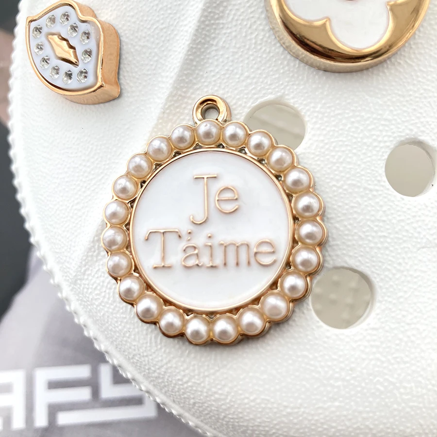 1 set Golden Fashion Shoe Charms Decoration Set for Crocs Rhinestone Pearl Chain Clogs Pins Gift For Women Girls