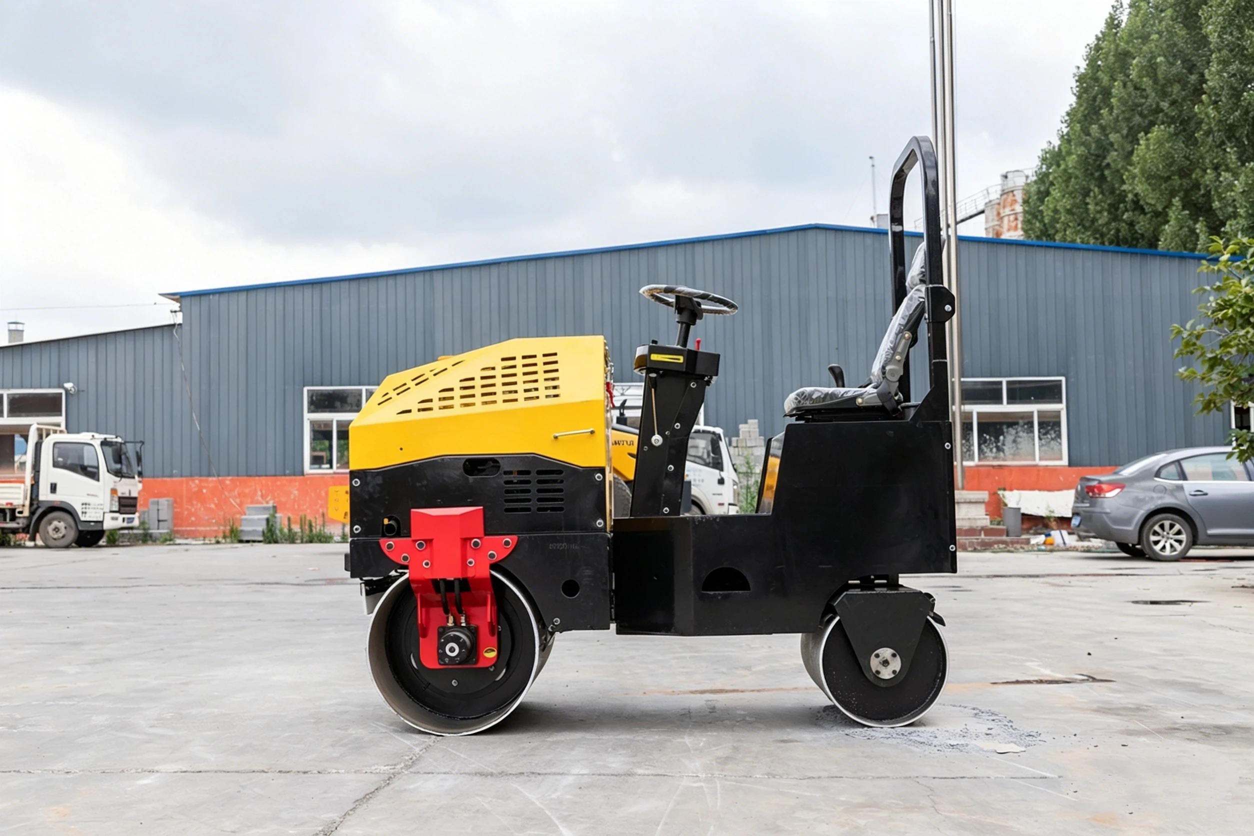 Hot sale 1.2 ton small road roller HW-1.2T, all-hydraulic driven asphalt and soil compressor｜For road maintenance and groove com