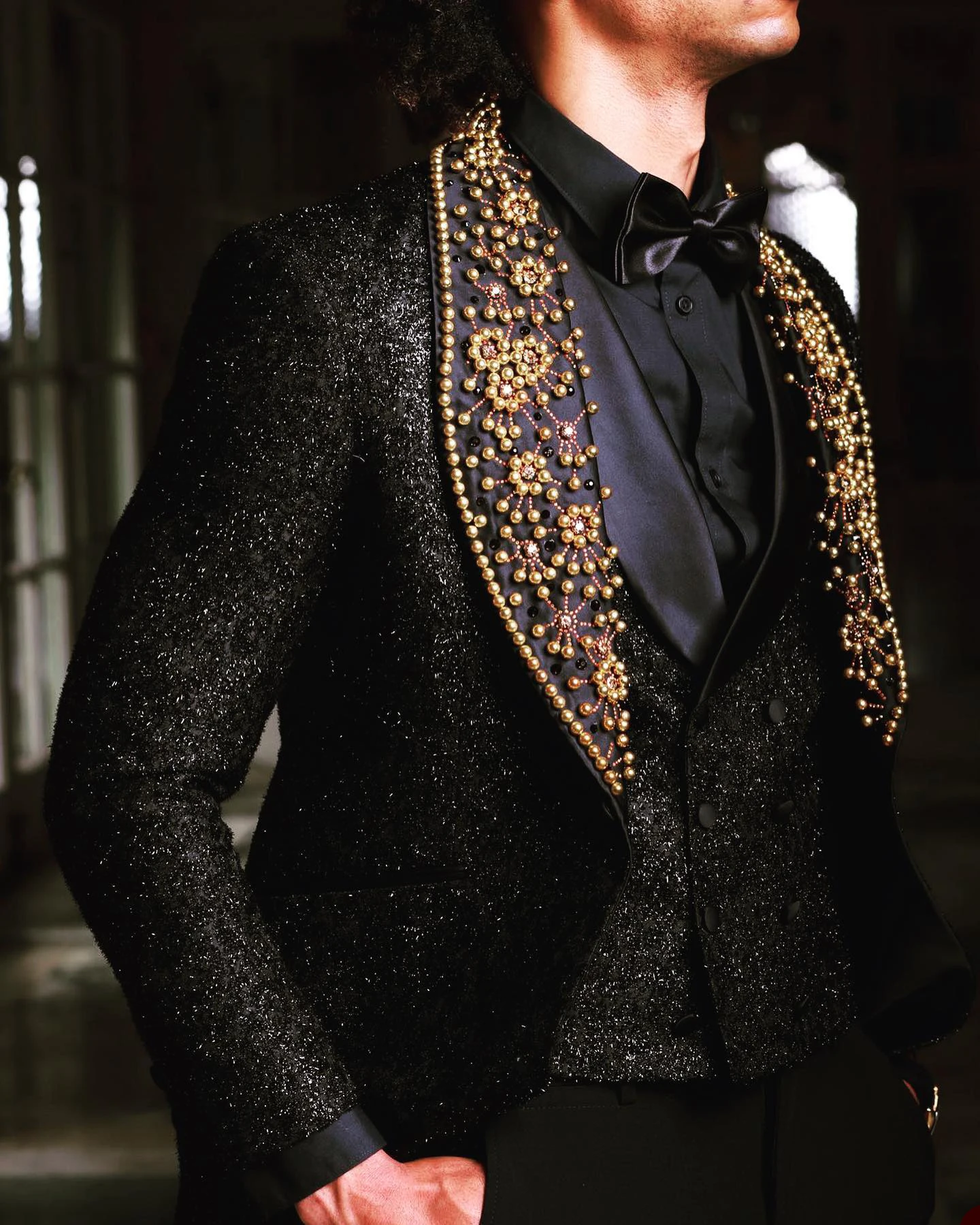 Men's Suits Tailored 3 Pieces Blazer Vest Pants One Button Sheer Lapel Sequins Wedding Pearls Beads Formal Custom Made Plus Size