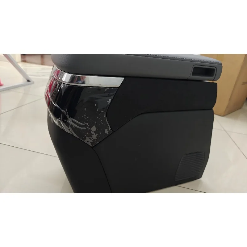12V car refrigerator China Chic 6-10L thermoelectric cooling/heating freezer mode