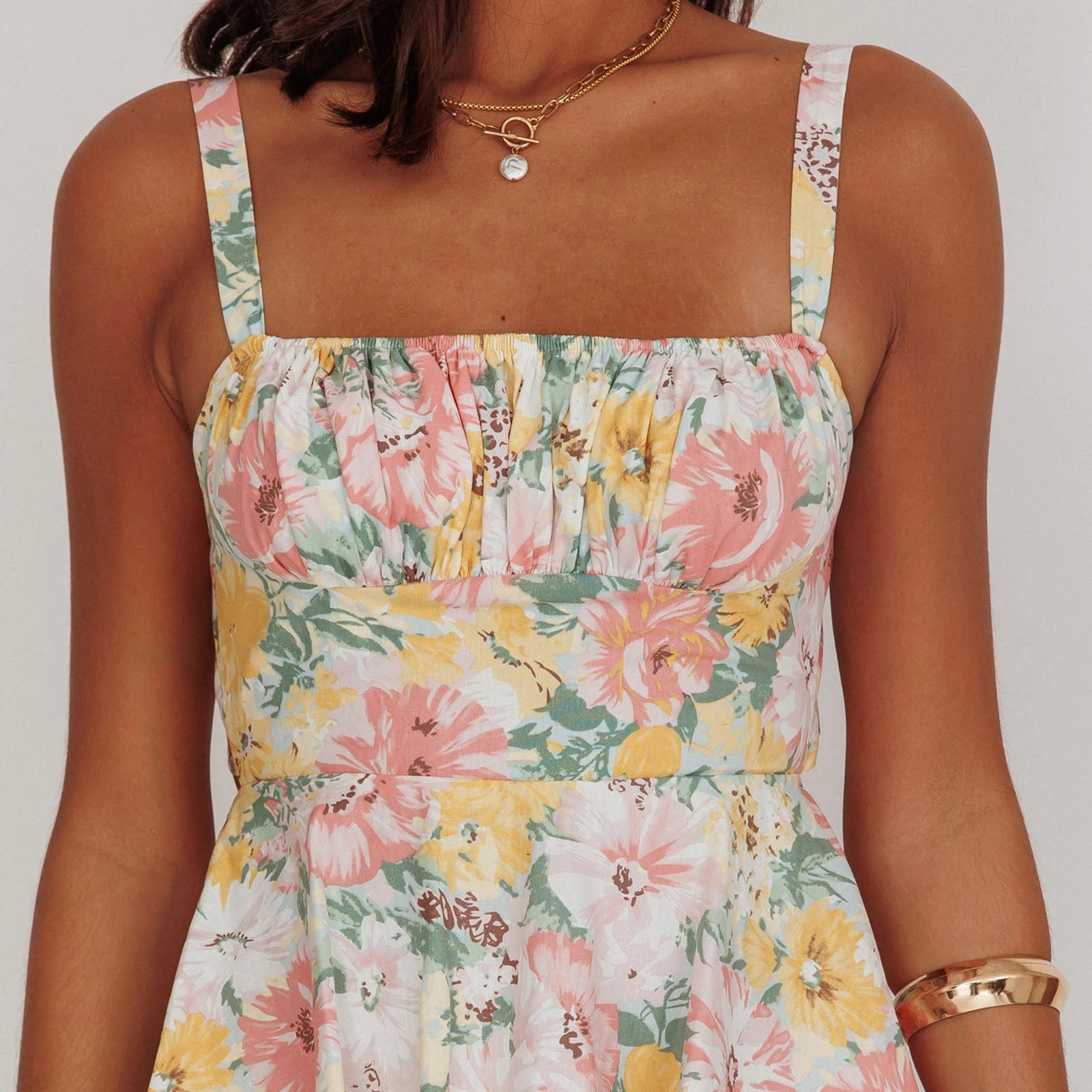 Vrouwen Y2K Ruffle Tiered Flowy Jurken Boho Bloemen Maxi Jurk Spaghetti Ruglooze Voor Strandvakantie Zomerfeest Dagelijkse slijtage